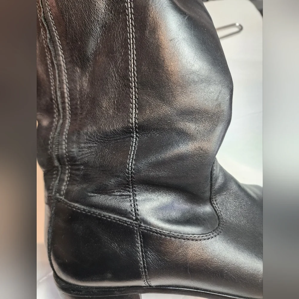 Kenneth Cole Black Leather Knee High Boots Flats Stretch Calf Womens Size 8.5